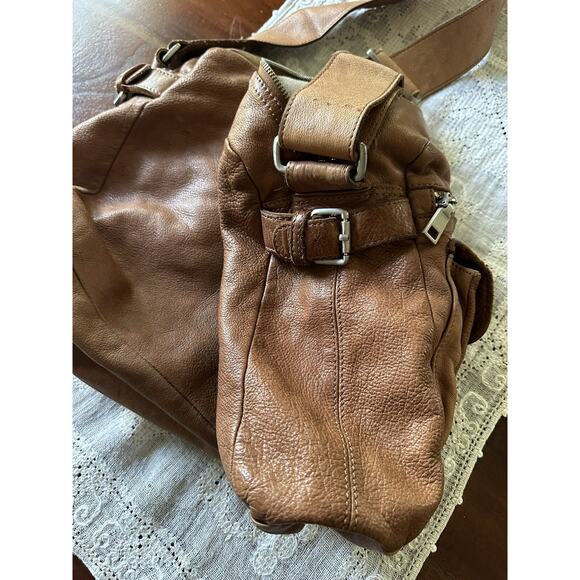 Liebeskind Berlin Genuine Leather Crossbody Shoulder Bag Beige Outside Pockets - Picture 16 of 16